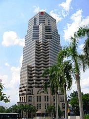 PBB Штаб-квартира Public Bank Berhad в Куала-Лумпуре
